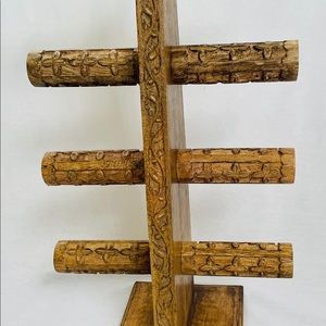 Wood jewelry stand